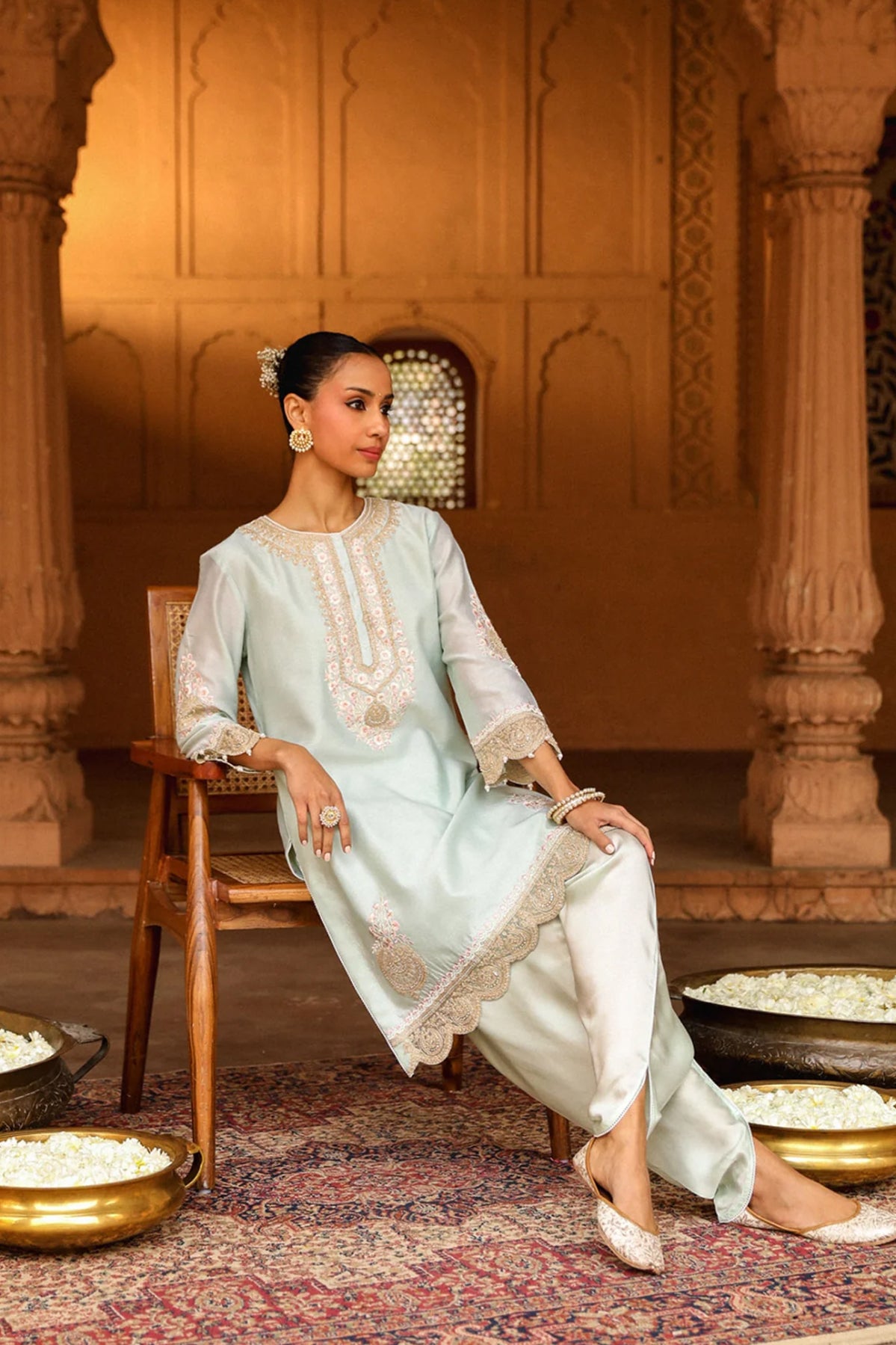 Ernika - Kurta with dhoti