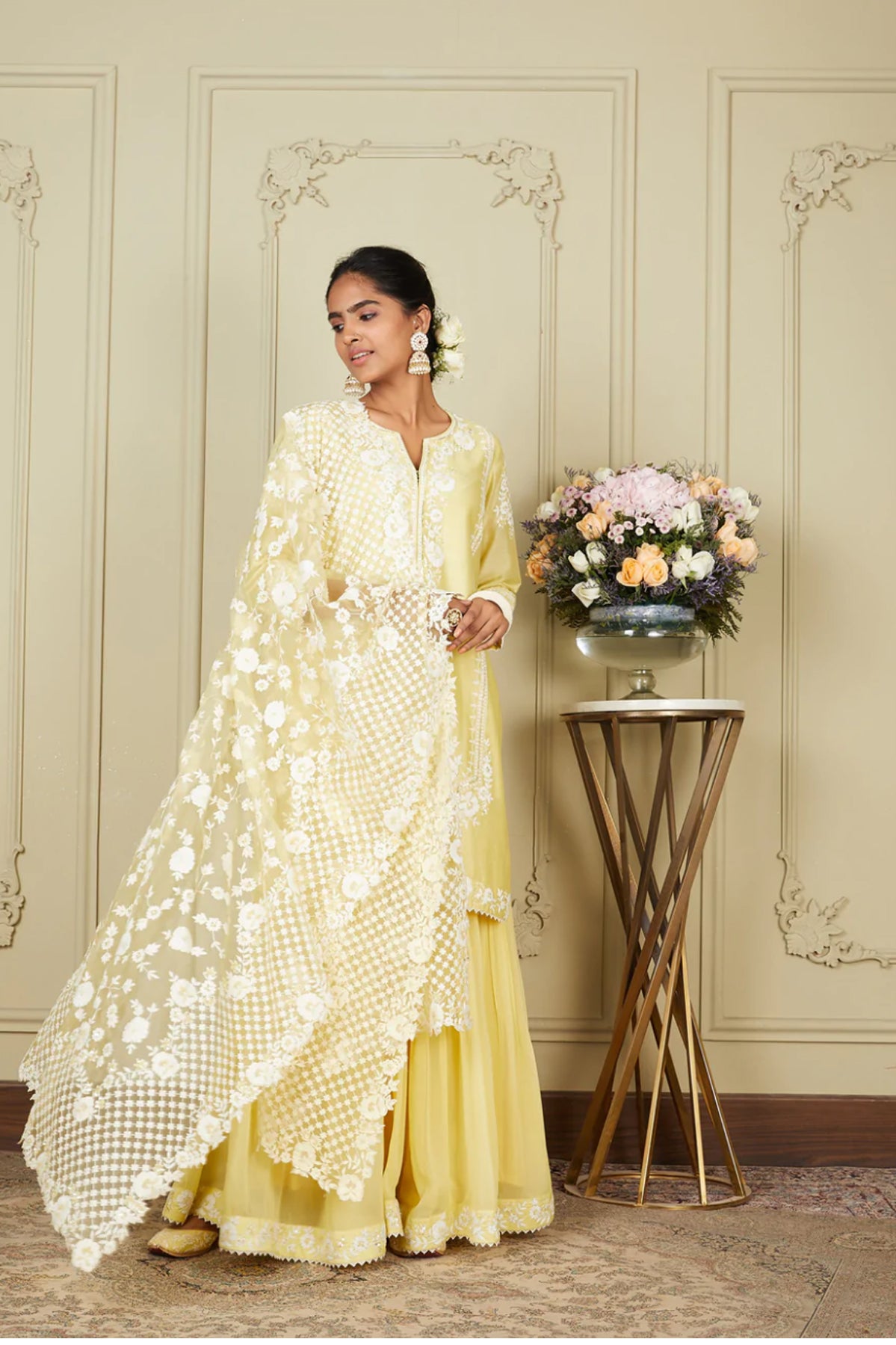 NARGIS - SHORT KURTA WITH GARARA AND DUPATTA