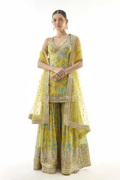 Dhvanika Halter Set