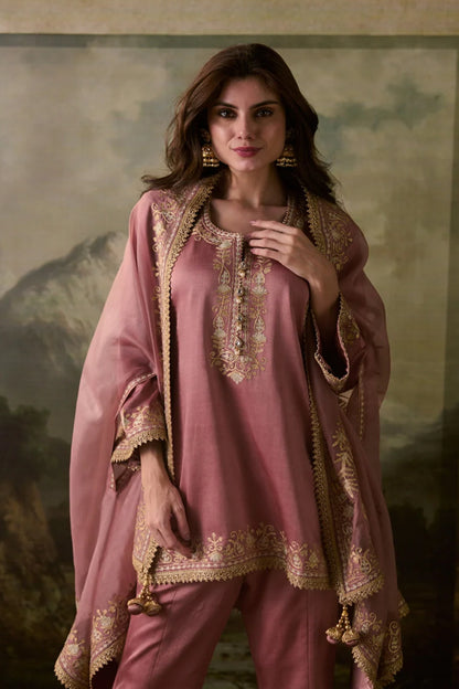FIRDAUS NOYA CAPE SET
