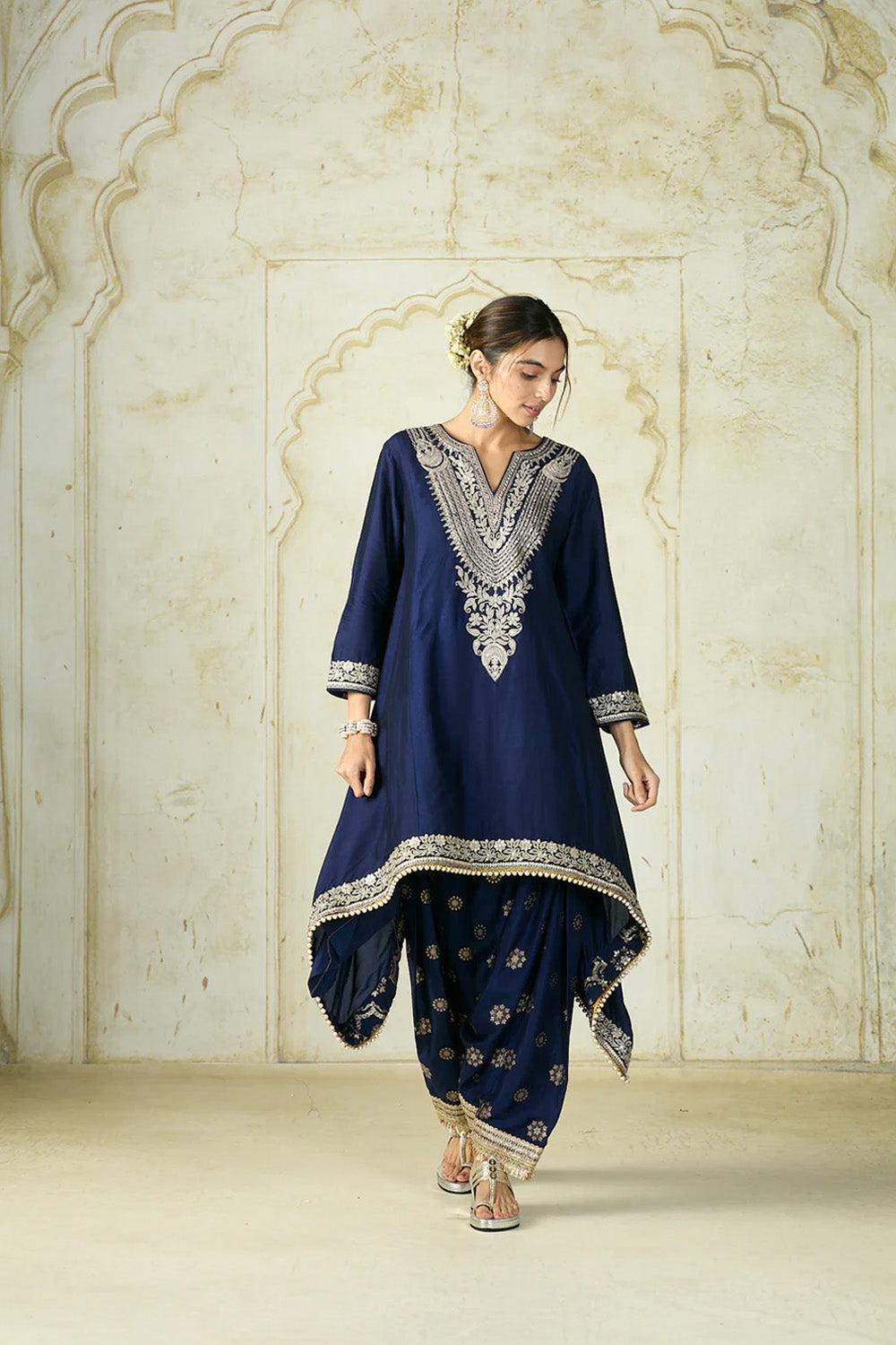 Nadia Farshi Set