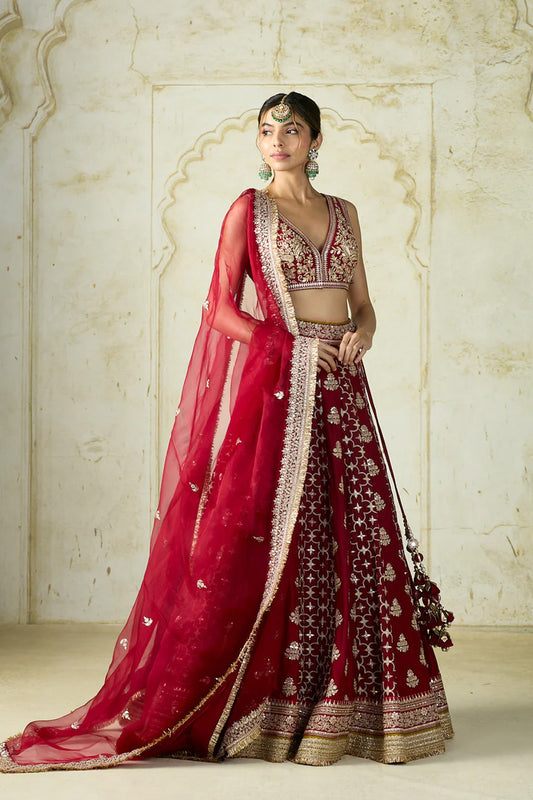 Ayat Lehenga Set